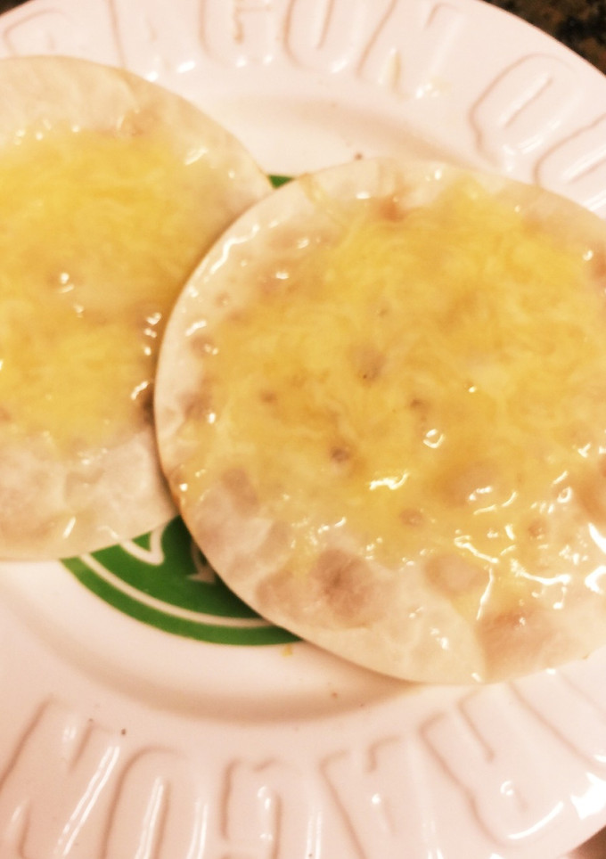余った餃子の皮で1分☆簡単本格チーズナン-レシピのメイン写真