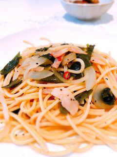 簡単♫わかめとベーコン和風パスタ-レシピのメイン写真