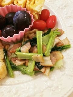 小松菜とベーコンの炒め物-レシピのメイン写真
