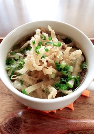 いろいろきのこと揚げワンタンの中華スープ-レシピのメイン写真