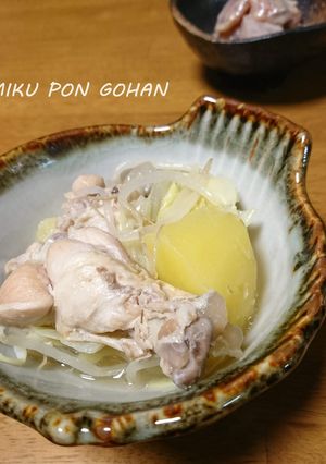 手羽元とじゃがいもの韓国風煮【辛さゼロ】-レシピのメイン写真