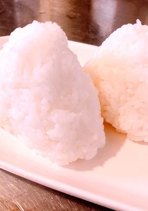 簡単美味しく！ズボラで最強塩むすび！-レシピのメイン写真