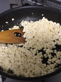 糖質制限、丼の時のご飯に炒め豆腐-レシピのメイン写真