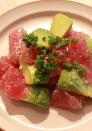 マグロとアボカドのわさび紅醤油和え-レシピのメイン写真