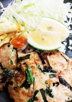 ニラ鶏ミンチ落とし焼きハンバーグ-レシピのメイン写真