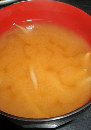 安くて簡単☆もやしだけの味噌汁-レシピのメイン写真