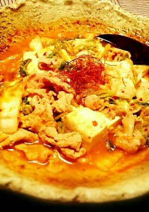 あつあつ♪豚豆腐のキムチチゲ-レシピのメイン写真
