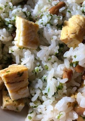 悪魔のおにぎりアレンジ！納豆と青のりご飯-レシピのメイン写真