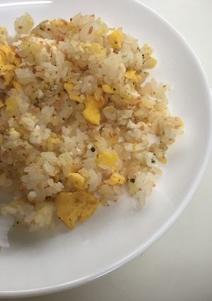 簡単！ズボラ飯！鮭フレーク活用チャーハン-レシピのメイン写真