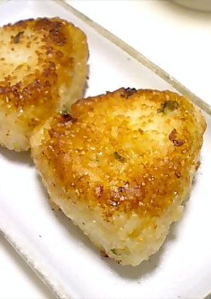 焦がし醤油バター焼きおにぎり♪-レシピのメイン写真