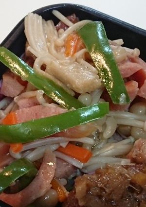 ヘルシー✨榎茸を使った彩り野菜炒め-レシピのメイン写真