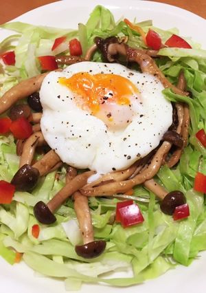 きのこソテーとキャベツの巣ごもりサラダ＊-レシピのメイン写真