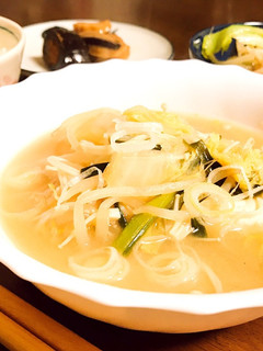 もやしと豆腐の味噌鍋☆-レシピのメイン写真