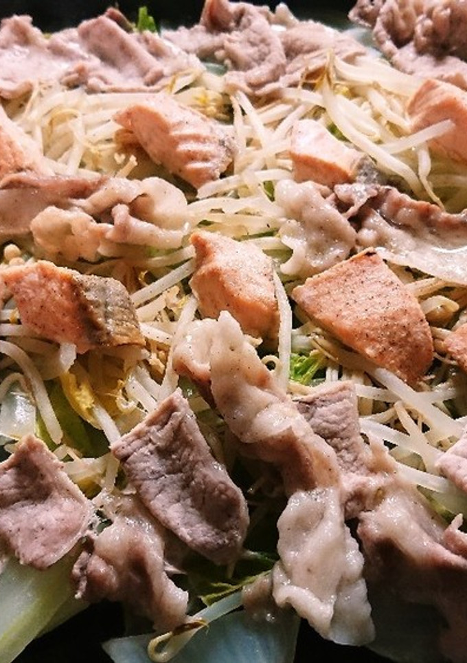 簡単!秋鮭と豚肉の温野菜プレート-レシピのメイン写真