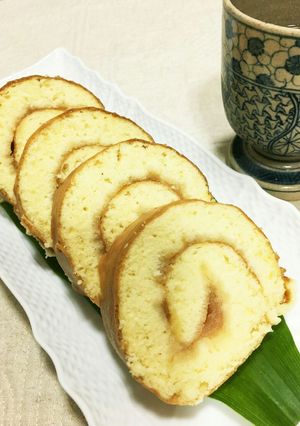 しっとりロールケーキ♡紅玉りんごジャム-レシピのメイン写真