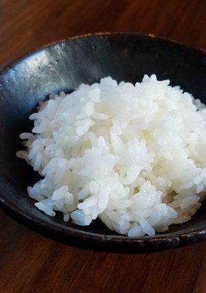 簡単美味しい！冷や飯を蒸して温めるコツ-レシピのメイン写真