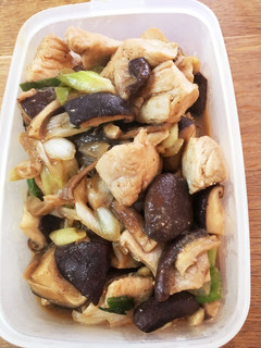鶏むね肉と椎茸の白味噌炒め-レシピのメイン写真
