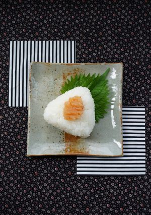三角おにぎり～辛子明太子-レシピのメイン写真
