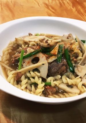 鯖の味噌煮缶と根菜のスープパスタ-レシピのメイン写真