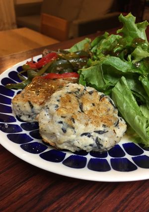 シャキシャキレンコン入り豆腐ハンバーグ-レシピのメイン写真