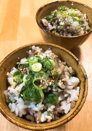 小松菜と舞茸と挽き肉の混ぜごはん-レシピのメイン写真