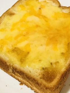 シンプル☆はち蜜&とろけるチーズトースト-レシピのメイン写真