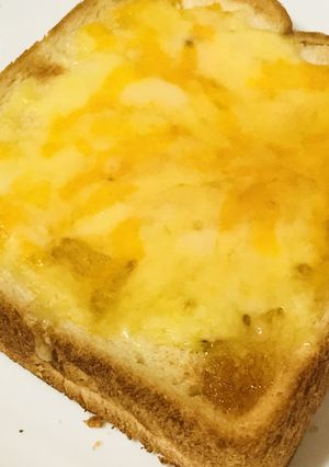 シンプル☆はち蜜＆とろけるチーズトースト-レシピのメイン写真