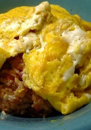 ｹﾁｬｯﾌﾟﾗｲｽﾁｰｽﾞ味卵焼のせ-レシピのメイン写真