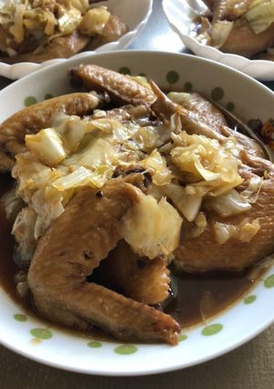 簡単、手羽先とキャベツ煮。-レシピのメイン写真