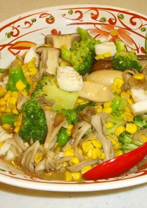 茸3種X野菜X烏賊で色鮮やか❤秋の中華煮-レシピのメイン写真