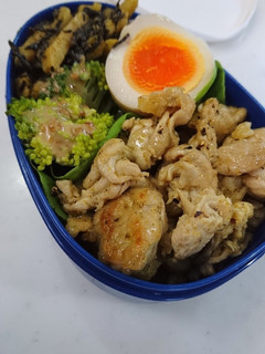 お弁当作りおき★豚肉のカレーマヨあえ-レシピのメイン写真