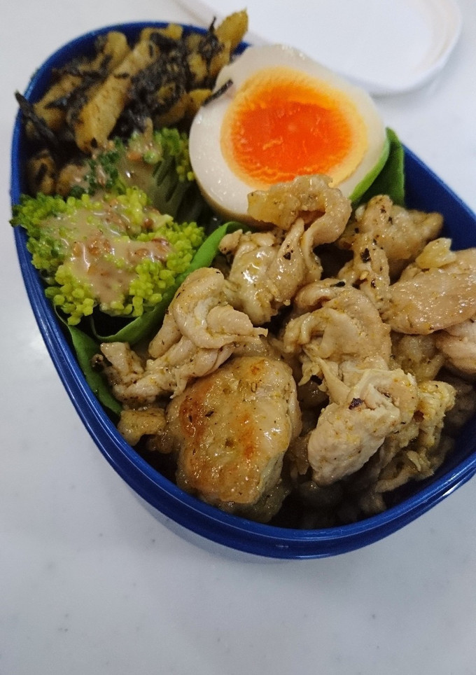 お弁当作りおき★豚肉のカレーマヨあえ-レシピのメイン写真