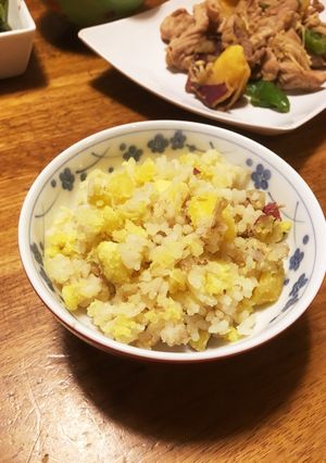出汁いらず！ズボラさつまいもご飯-レシピのメイン写真