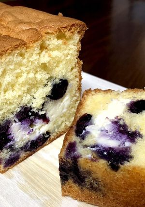 パウンドケーキ☆ブルーベリーとクリチ-レシピのメイン写真