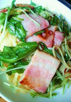 水菜とベーコンのペペロンチーノ昆布茶入り-レシピのメイン写真