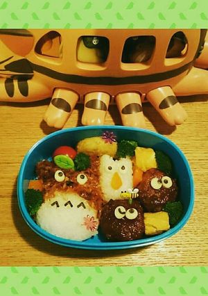 トトロとまっくろくろすけのキャラ弁2❤-レシピのメイン写真