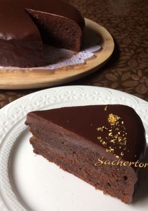 ツヤツヤ濃厚☆ザッハトルテ-レシピのメイン写真