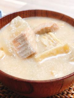 魚臭くない!鮭の味噌粕汁-レシピのメイン写真