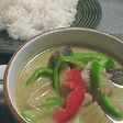 鶏肉となすのグリーンカレー