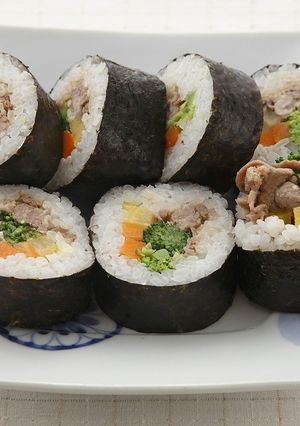 ラムでキンパ（韓国風のり巻き）-レシピのメイン写真