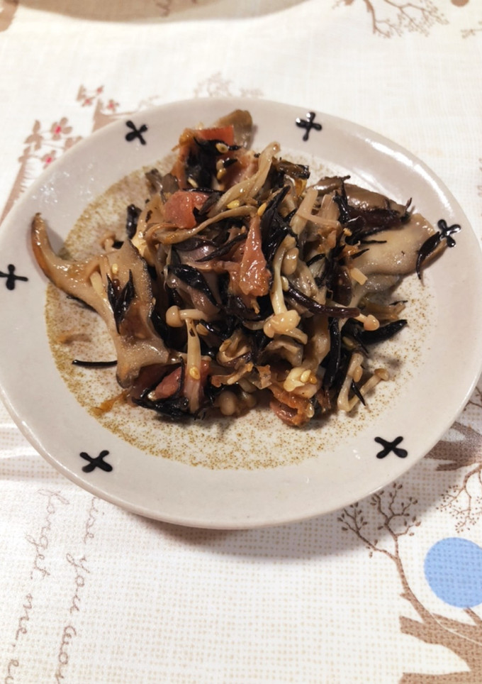 ♡きのことひじきのさっぱり梅肉和え♡-レシピのメイン写真