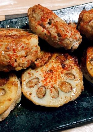 ●満腹！ピリ辛れんこんはさみバーグ◯-レシピのメイン写真