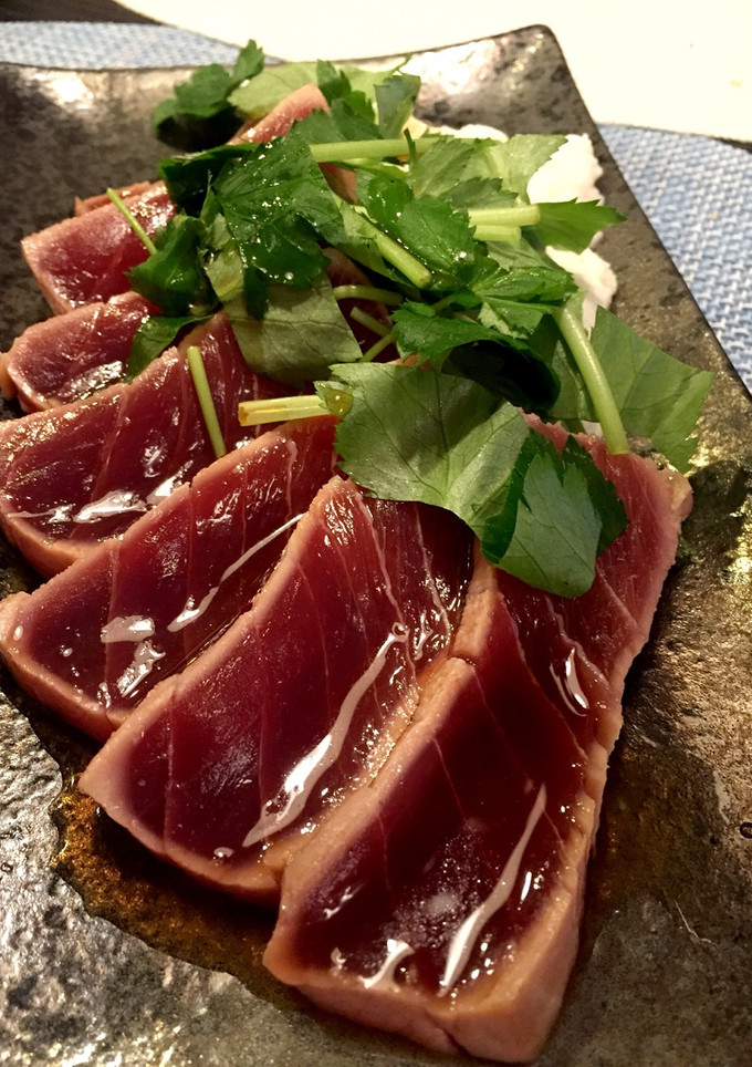 マグロのタタキ手作りにんにく醤油タレ-レシピのメイン写真