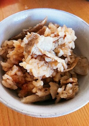 脂に依存よ♡豚バラとゴボウの炊き込み御飯-レシピのメイン写真