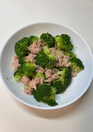 茹でないブロッコリー調理法〜ツナ和え-レシピのメイン写真