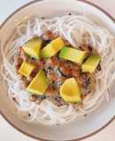 美味しくって天国行き！アボカド納豆うどん
