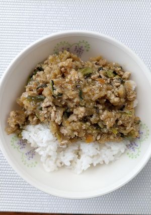 ピリ辛みそ丼-レシピのメイン写真