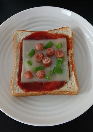 ピザトースト-レシピのメイン写真
