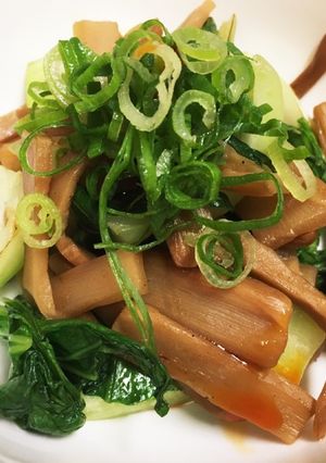 簡単おつまみ メンマと青梗菜のラー油炒め-レシピのメイン写真