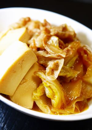 すき焼きの味！豚ばら豆腐白菜白葱で肉豆腐-レシピのメイン写真